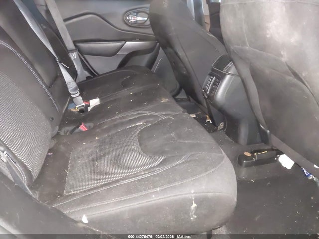 Продажа на аукционе авто 2019 Jeep Cherokee Latitude Fwd, vin: 1C4PJLCB4KD466648, номер лота: 44276479