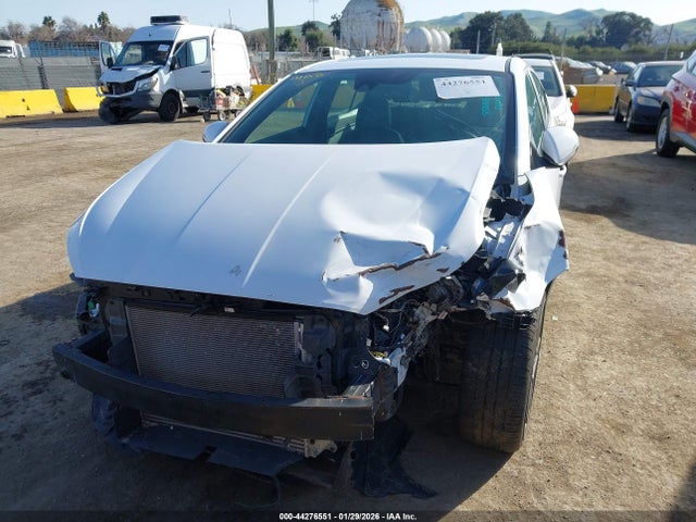 KMHD04LB8KU838015 Hyundai Elantra Sport