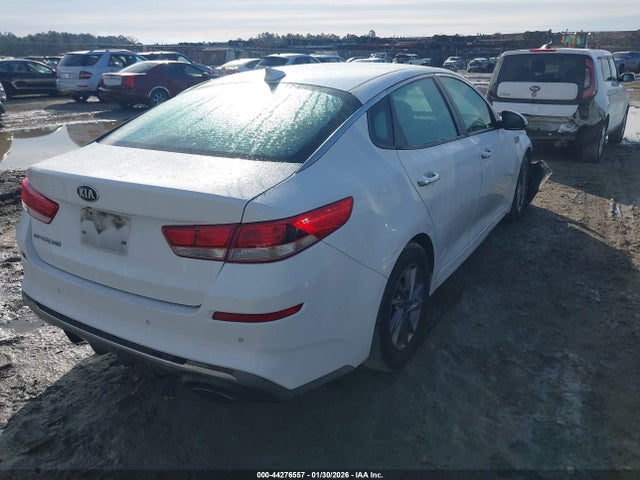 5XXGT4L33LG413570 KIA Optima Lx