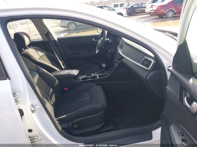 5XXGT4L33LG413570 KIA Optima Lx
