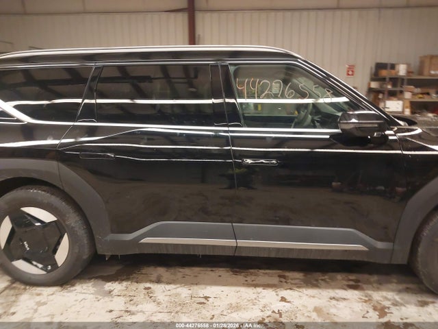 KIA Ev9 Wind 2024 KNDAFFS58R6036396 Image 13