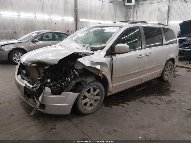 Продажа на аукционе авто 2010 Chrysler Town & Country Touring Plus, vin: 2A4RR8DX9AR441100, номер лота: 44276637
