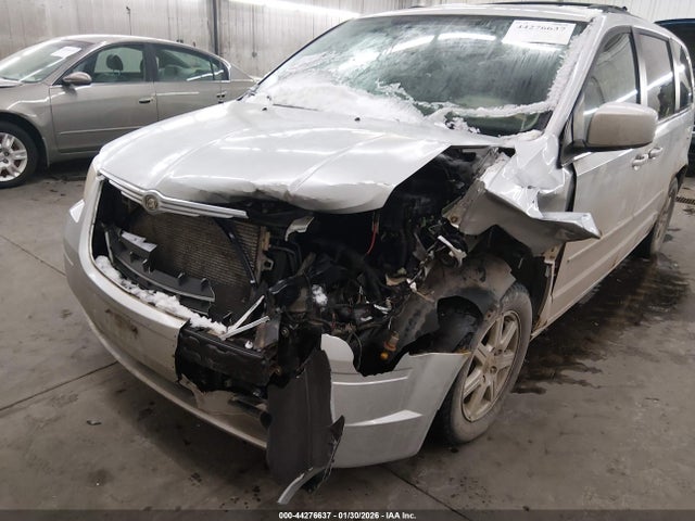 Продажа на аукционе авто 2010 Chrysler Town & Country Touring Plus, vin: 2A4RR8DX9AR441100, номер лота: 44276637