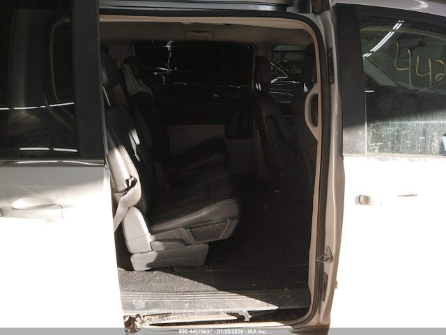 Продажа на аукционе авто 2010 Chrysler Town & Country Touring Plus, vin: 2A4RR8DX9AR441100, номер лота: 44276637