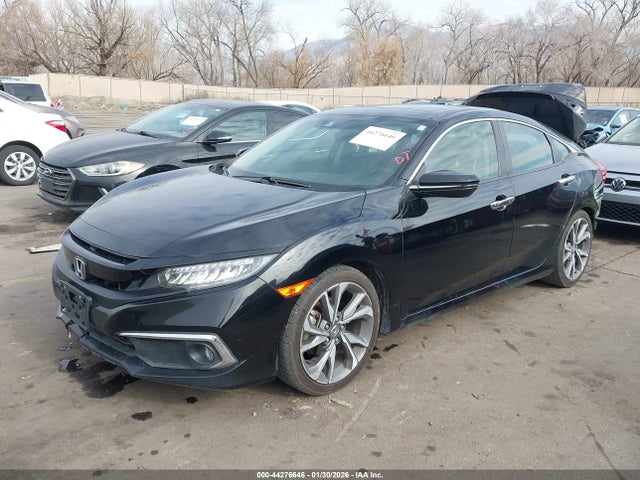 Honda Civic Touring 2019 JHMFC1F97KX010000 Image 2