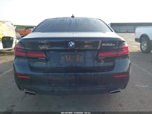 BMW 530e 2021 WBA13AG03MCF81022 Image 16