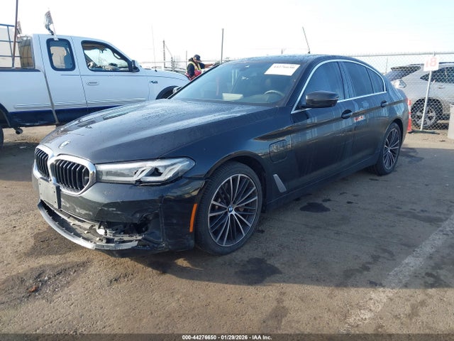 2021 BMW 530E WBA13AG03MCF81022 Photo 1
