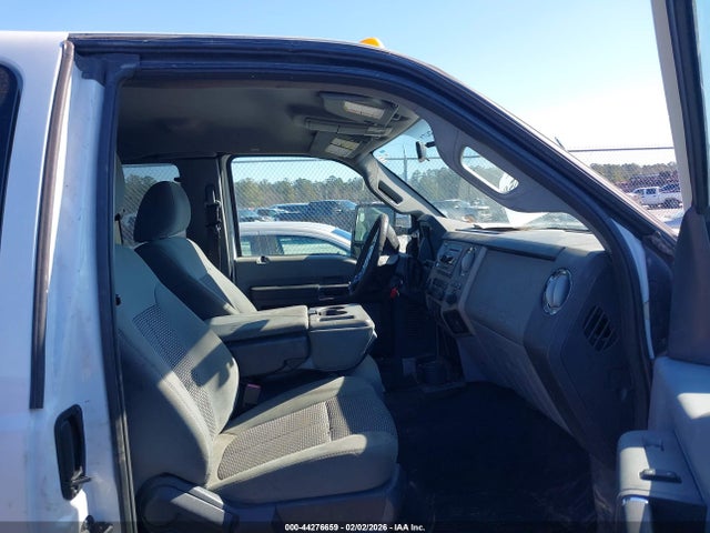 2011 FORD F-250 1FT7X2BT1BEC26048 Photo 4