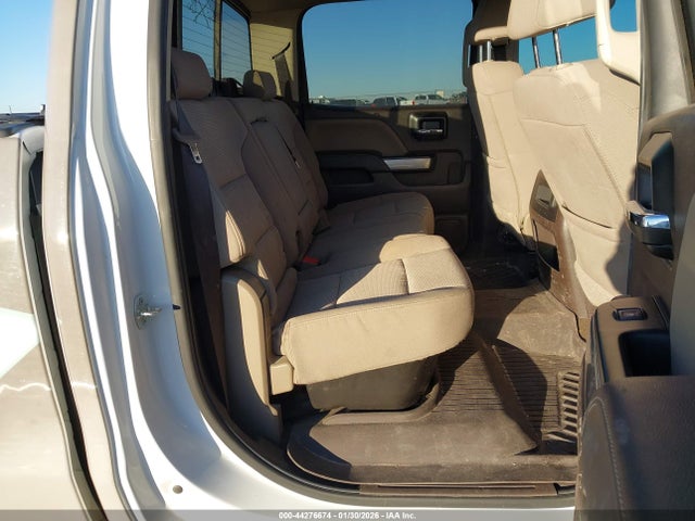 3GCUKREC5JG410776 Chevrolet Silverado 1500 2lt