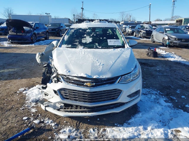 1G1BC5SM5H7215091 Chevrolet Cruze Ls Auto