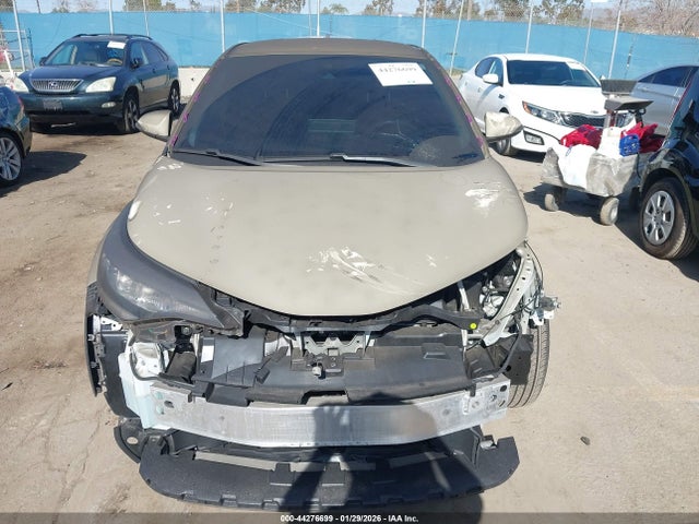 JTNKHMBX2M1121563 Toyota C-HR LE