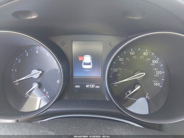 JTNKHMBX2M1121563 Toyota C-HR LE