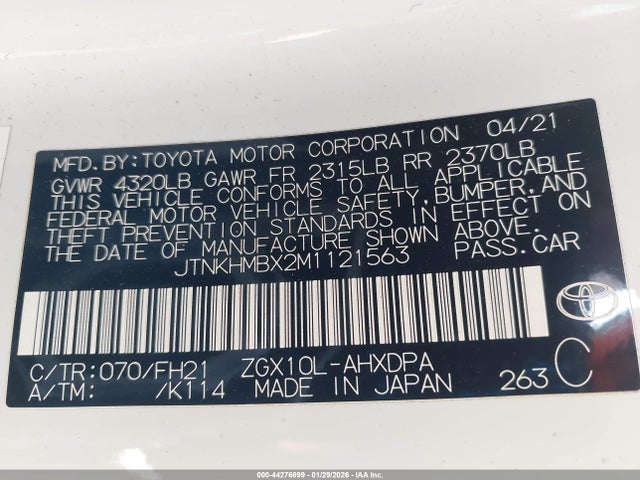 JTNKHMBX2M1121563 Toyota C-HR LE