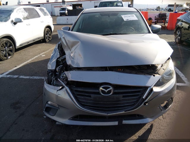 3MZBM1K78FM203301 Mazda Mazda3 I Sport
