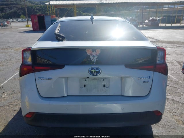 JTDKAMFU5N3186325 Toyota PRIUS XLE