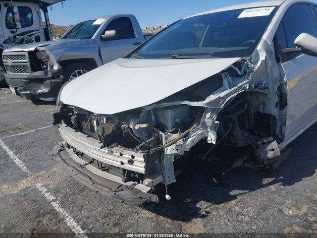 JTDKAMFU5N3186325 Toyota PRIUS XLE