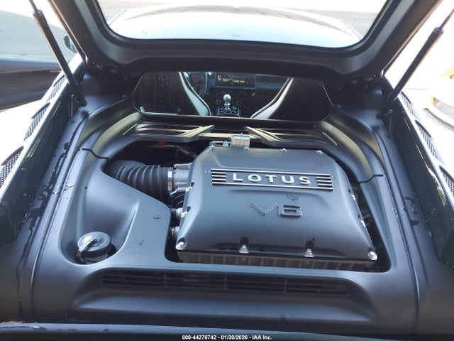 2024 LOTUS EMIRA SCCLEKAXXRHA11528 Photo 9