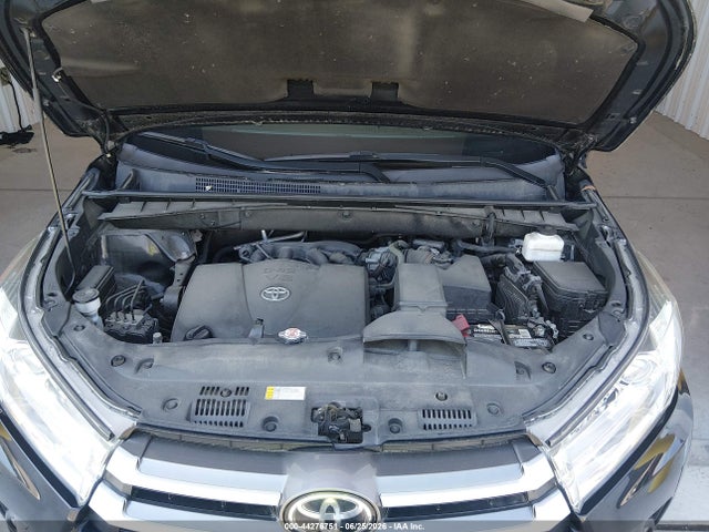 Aukcja sprzedaży 2019 Toyota Highlander Xle, vin: 5TDJZRFH3KS622264, numer aukcji: 44276751
