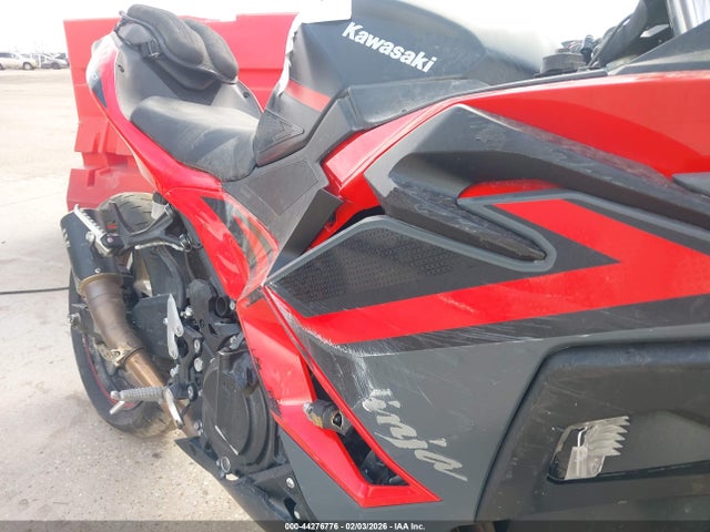 44276776 :رقم المزاد ، ML5EXGJ1XRDA07672 vin ، 2024 Kawasaki Ex500 A/b مزاد بيع