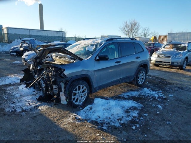 1C4PJLAB7GW217162 Jeep Cherokee Sport