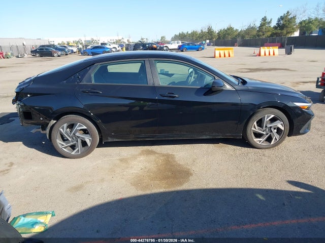 KMHLM4DGXSU007853 Hyundai Elantra Sel Sport