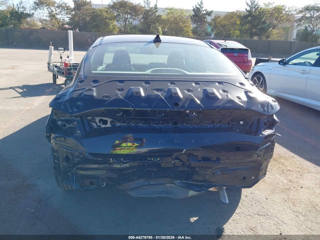 KMHLM4DGXSU007853 Hyundai Elantra Sel Sport