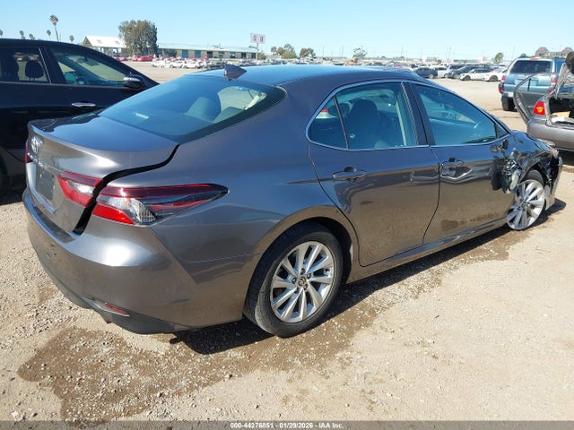 4T1C11AK1RU895516 Toyota CAMRY LE