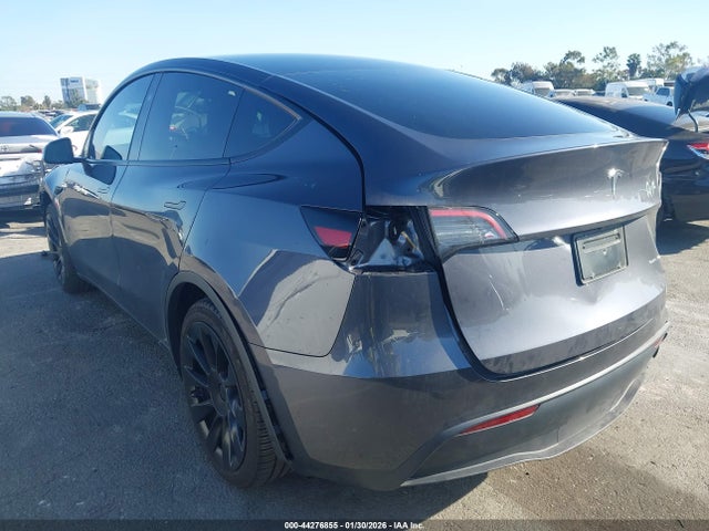 2023 TESLA MODEL Y 7SAYGAEE5PF926899 Photo 2