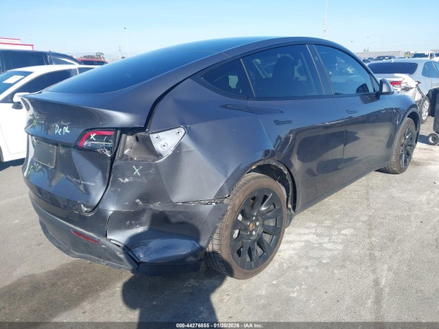 2023 TESLA MODEL Y 7SAYGAEE5PF926899 Photo 3