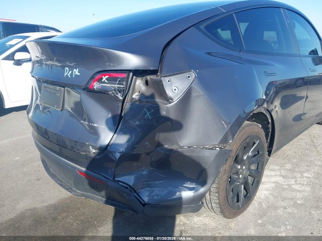 2023 TESLA MODEL Y 7SAYGAEE5PF926899 Photo 5
