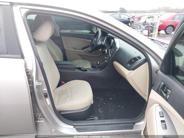 5XXGM4A79FG447844 KIA Optima Lx