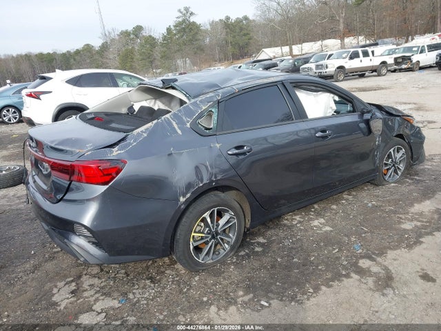 44276864 :رقم المزاد ، 3KPF24AD4PE680130 vin ، 2023 Kia Forte Lxs مزاد بيع