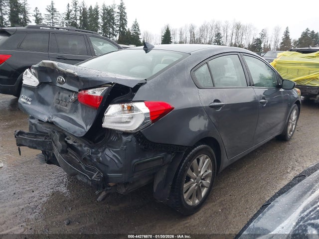 KNAFX4A66E5189714 KIA FORTE LX