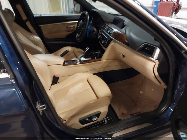 2018 BMW 330I WBA8D9G53JNU68948 Photo 4