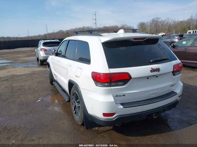 2018 Jeep Grand Cherokee Trailhawk 4x4 მანქანა იყიდება აუქციონზე, vin: 1C4RJFLG8JC221572, აუქციონის ნომერი: 44276891