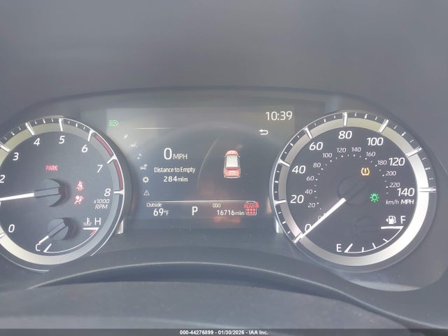 5TDKDRBH5RS570851 Toyota Highlander Xle
