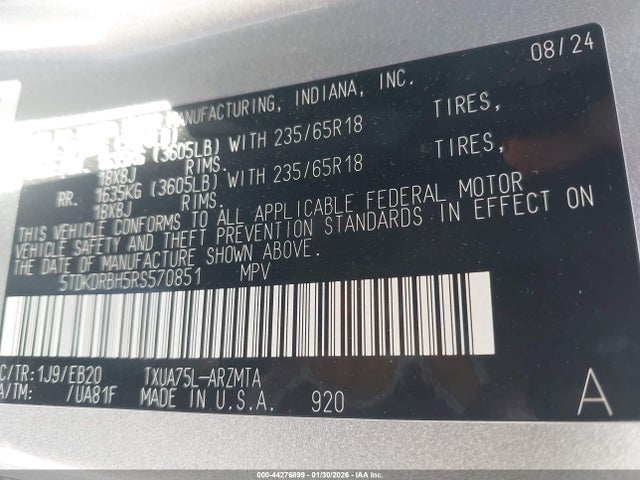 5TDKDRBH5RS570851 Toyota Highlander Xle
