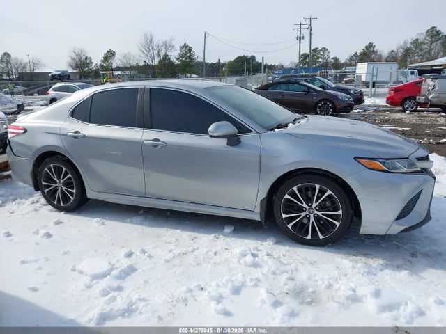 4T1G11AKXLU863835 Toyota CAMRY SE