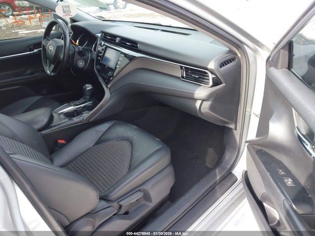 4T1G11AKXLU863835 Toyota CAMRY SE