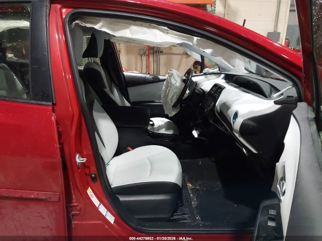 2021 TOYOTA PRIUS JTDL9MFU3M3031171 Photo 4