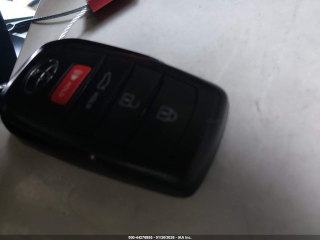 Toyota CAMRY XLE 2025 4T1DAACK2SU198895 Image 11