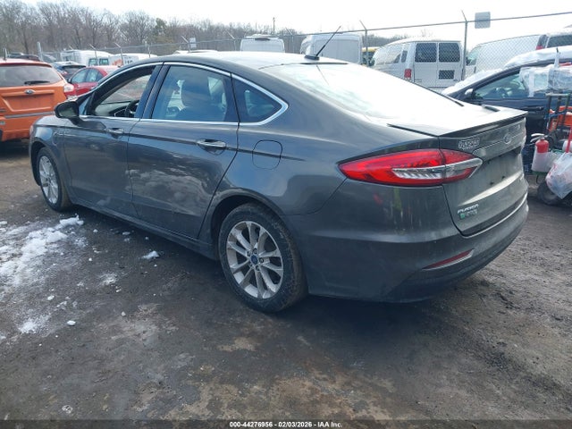2019 FORD FUSION ENERGI 3FA6P0SU0KR213125 Photo 2