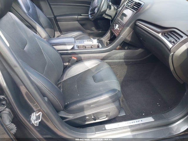 2019 FORD FUSION ENERGI 3FA6P0SU0KR213125 Photo 4