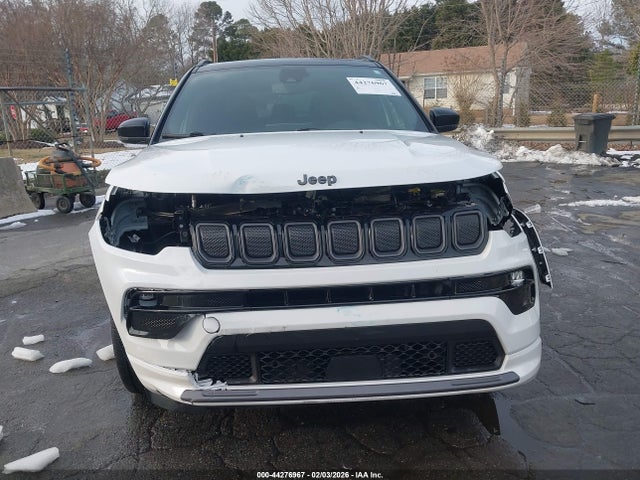 44276967 :رقم المزاد ، 3C4NJDCB8NT159740 vin ، 2022 Jeep Compass High Altitude 4x4 مزاد بيع