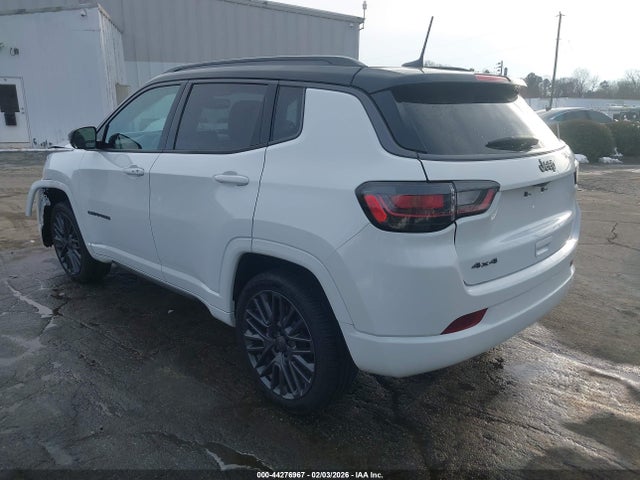 44276967 :رقم المزاد ، 3C4NJDCB8NT159740 vin ، 2022 Jeep Compass High Altitude 4x4 مزاد بيع
