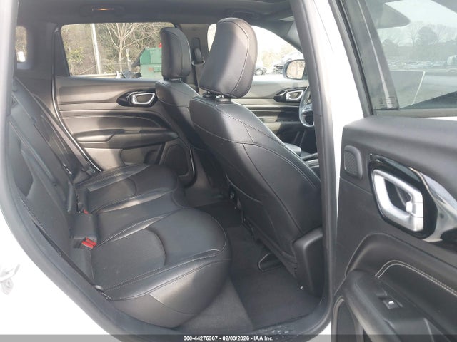 44276967 :رقم المزاد ، 3C4NJDCB8NT159740 vin ، 2022 Jeep Compass High Altitude 4x4 مزاد بيع