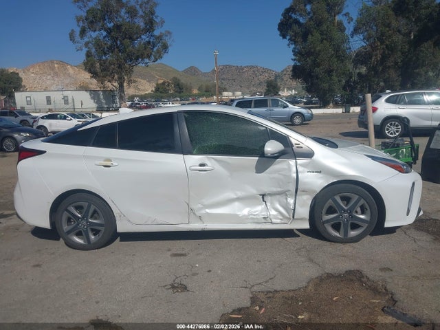 JTDKAMFU9N3186733 Toyota PRIUS XLE