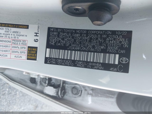 JTDKAMFU9N3186733 Toyota PRIUS XLE
