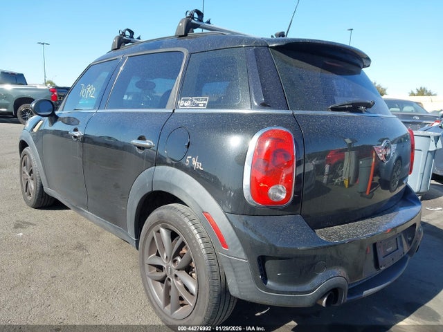2013 MINI COUNTRYMAN WMWZC3C56DWP21396 Photo 2
