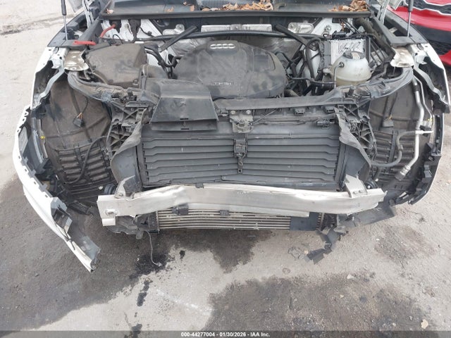 44277004 :رقم المزاد ، WA1BNAFY1J2224312 vin ، 2018 Audi Q5 مزاد بيع